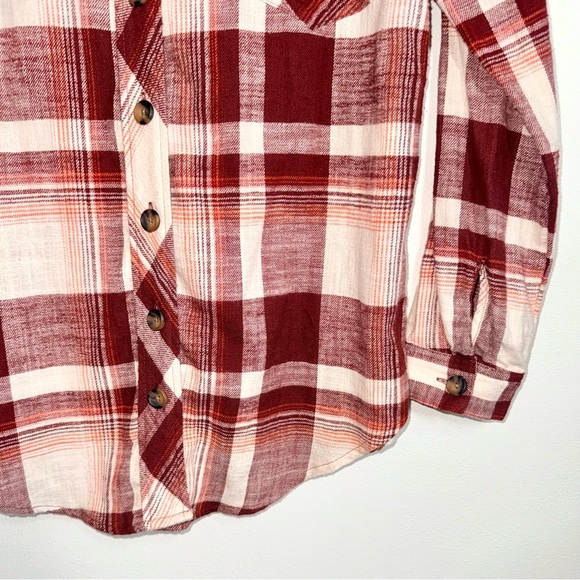 Maurices Cabin Plaid Button Down Boyfriend Fit Shirt Red Cream Medium Women’s - Picture 6 of 11